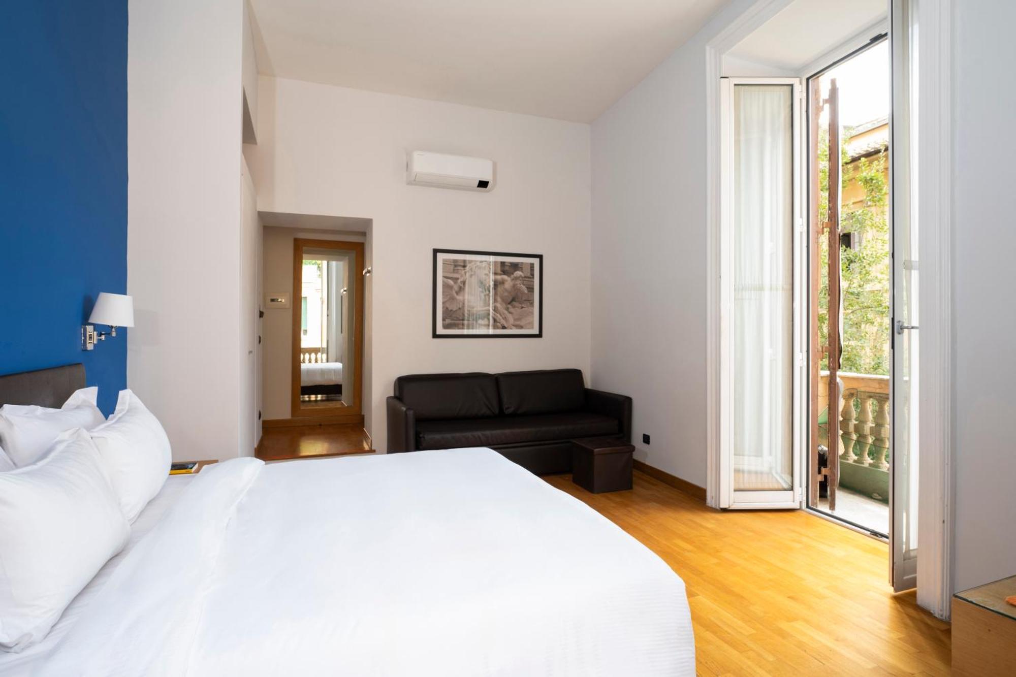 Sky Blue Place Bed and breakfast 2*